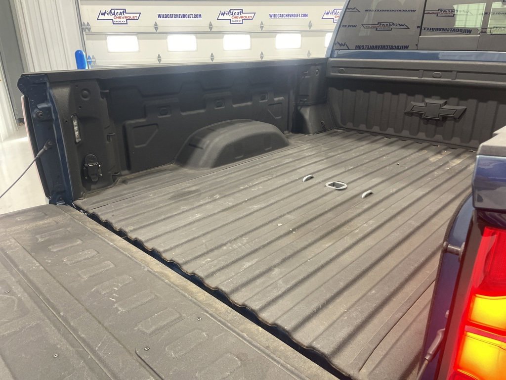 Used 2025 Chevrolet Silverado 2500 LTZ w/ LTZ Plus Package image 8