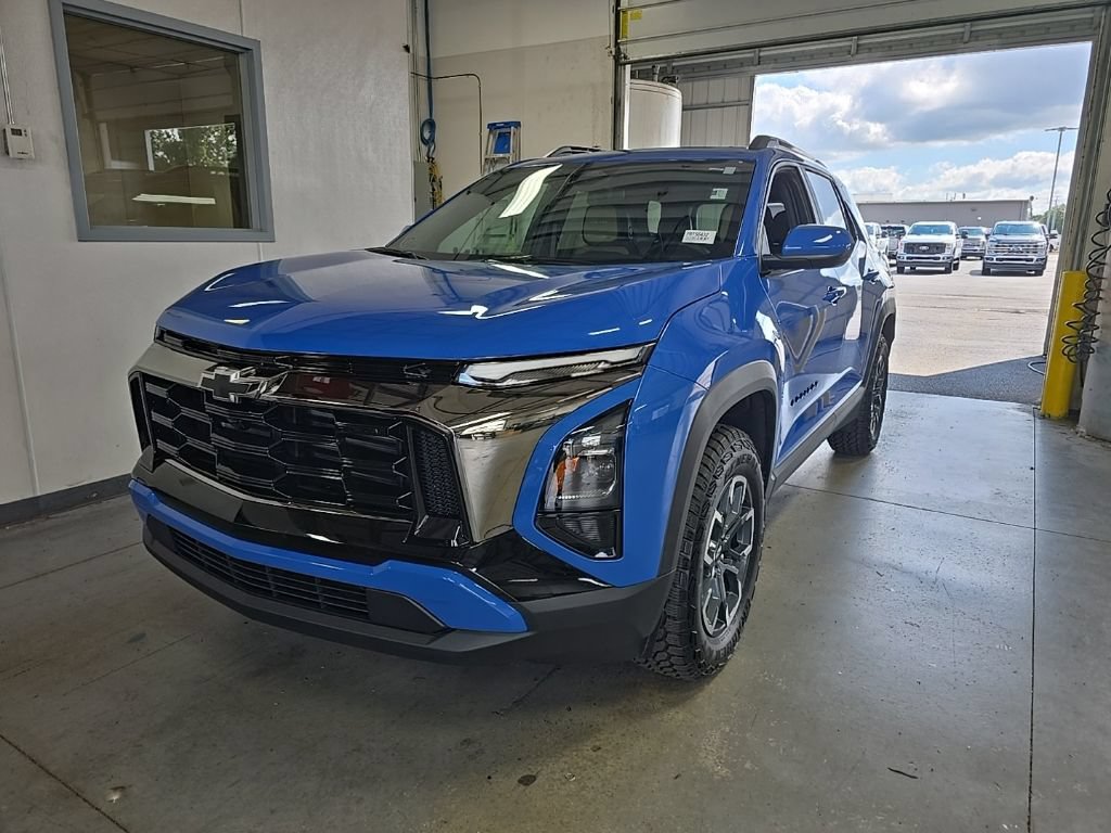Used 2026 Chevrolet Equinox ACTIV FWD image 2