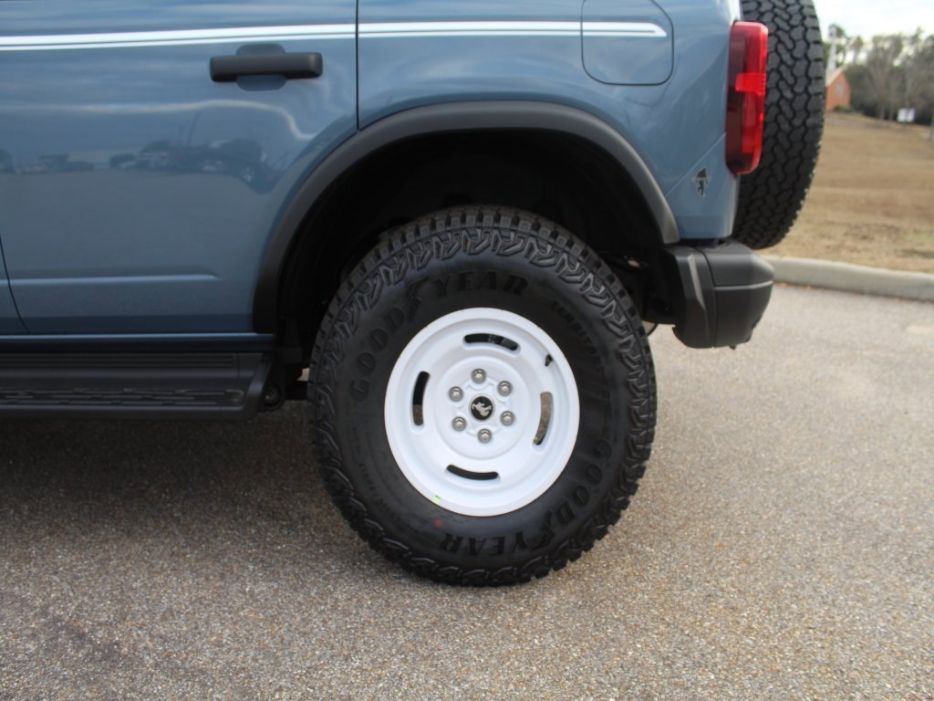 New 2025 Ford Bronco Heritage Edition image 19