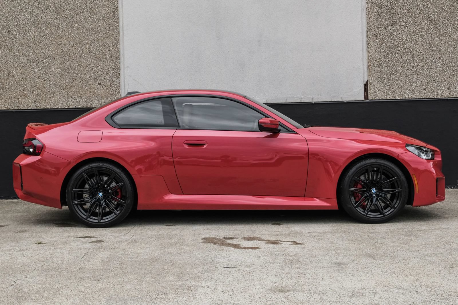 Used 2024 BMW M2 w/ Lighting Package RWD image 4