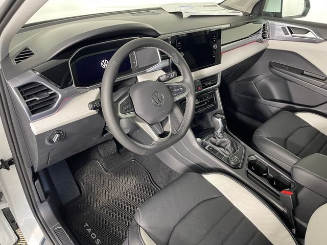 New 2026 Volkswagen Taos SEL AWD/4WD image 3