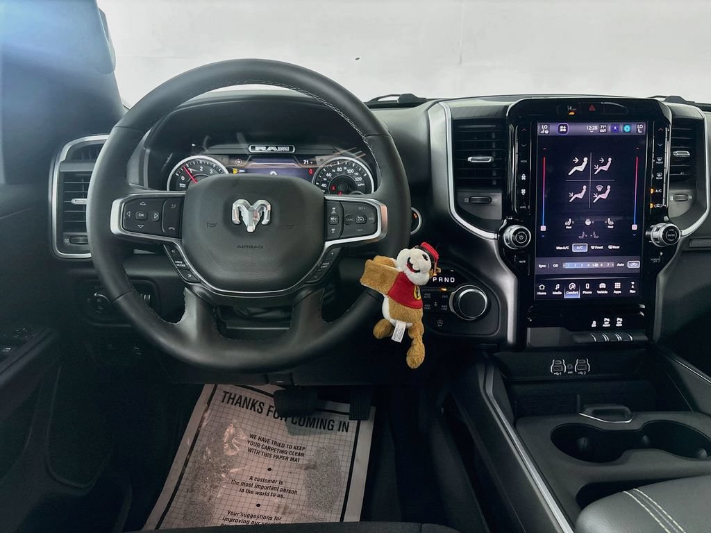 New 2026 RAM 1500 Big Horn AWD/4WD image 16