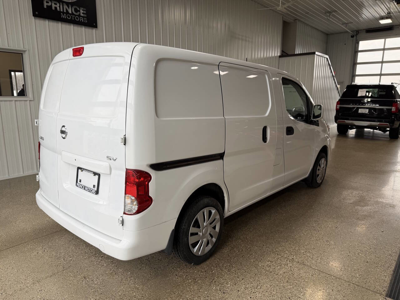 Used 2017 Nissan NV200 SV w/ Technology Package image 4