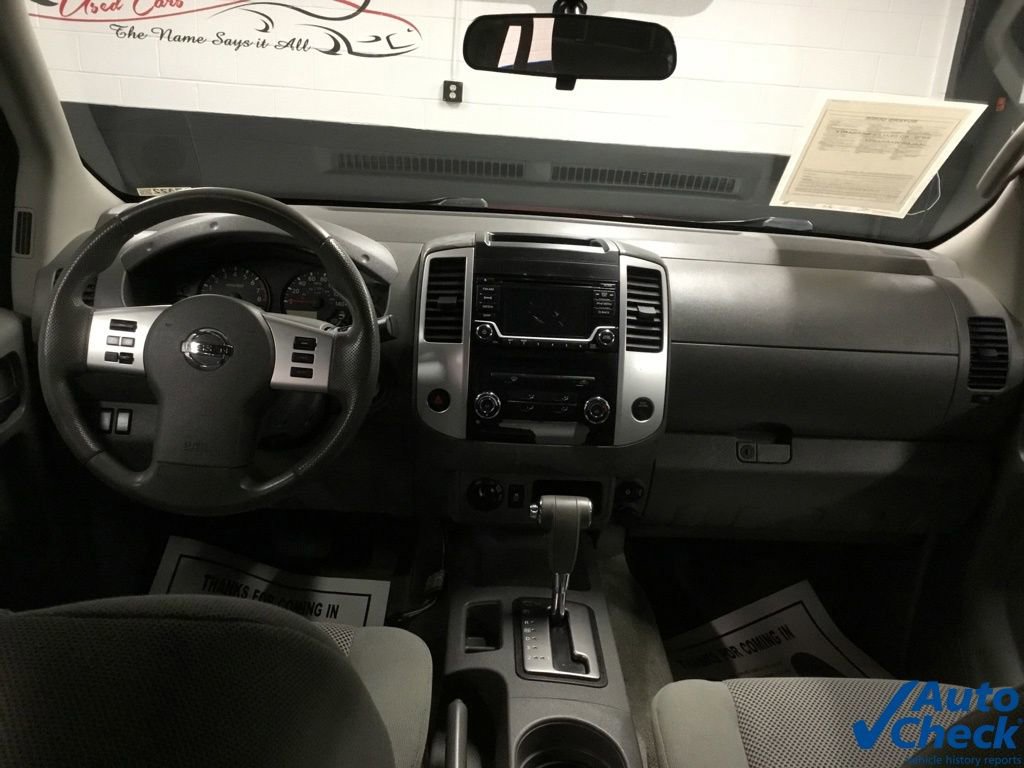 Used 2017 Nissan Frontier SV image 32