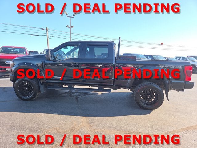 Used 2022 Ford F250 Lariat w/ Black Appearance Package AWD/4WD image 3