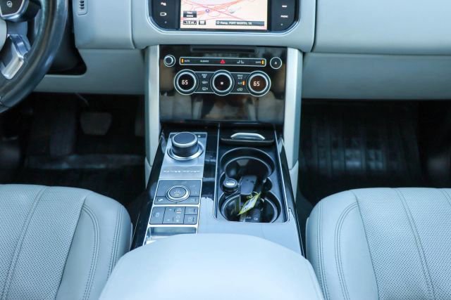 Used 2015 Land Rover Range Rover HSE image 43