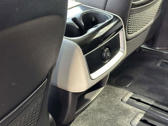 Used 2024 Kia Carnival EX image 19