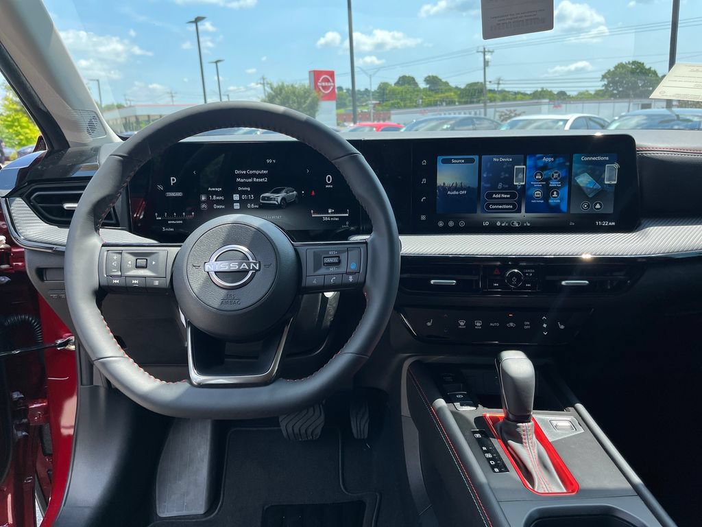 New 2026 Nissan Kicks SR w/ SR Premium Package FWD image 24