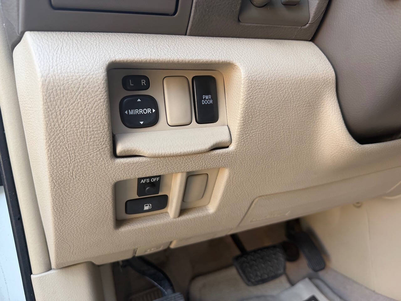 Used 2006 Lexus RX 330 FWD image 22