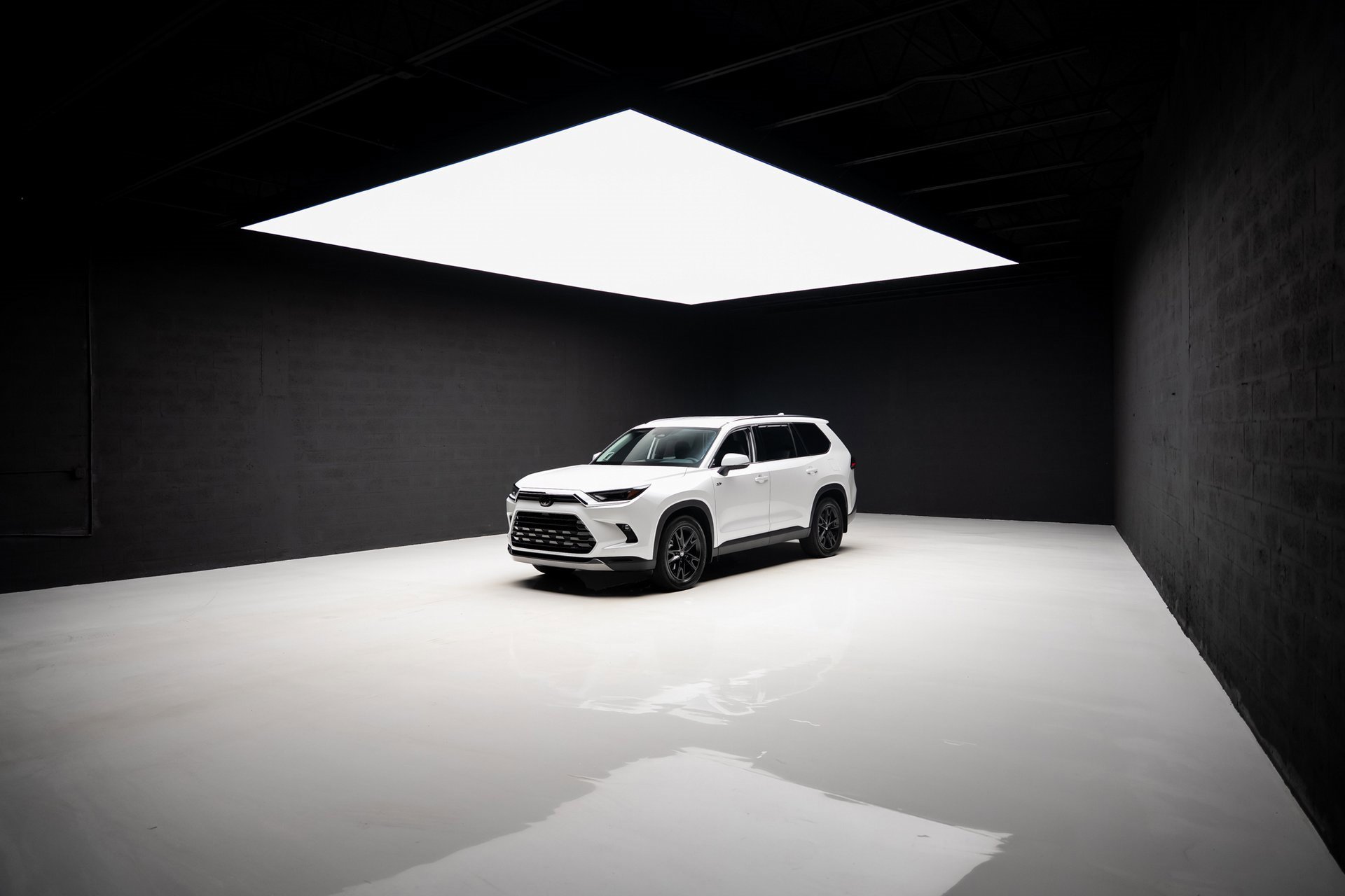 Used 2024 Toyota Grand Highlander XLE image 86