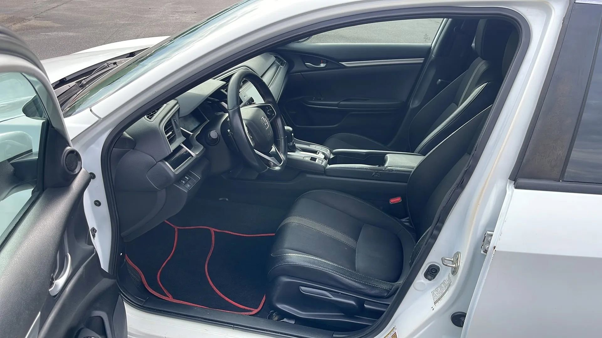 Used 2020 Honda Civic Sport image 21