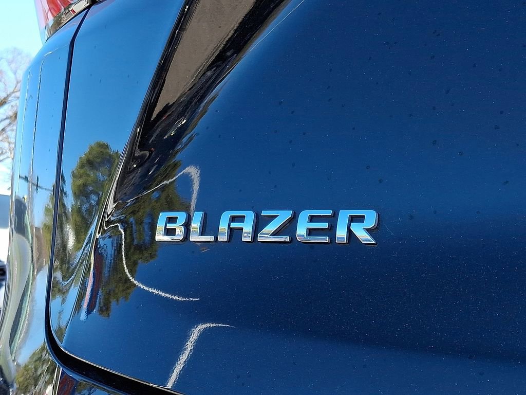 Certified 2025 Chevrolet Blazer LT image 30