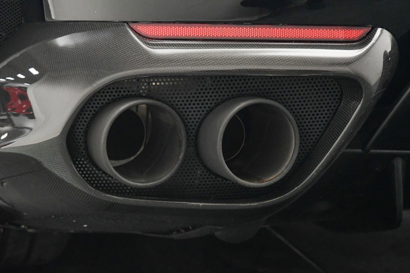 Certified 2023 Ferrari 812 GTS image 23