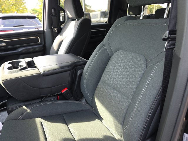 Used 2025 RAM 1500 Big Horn AWD/4WD image 12