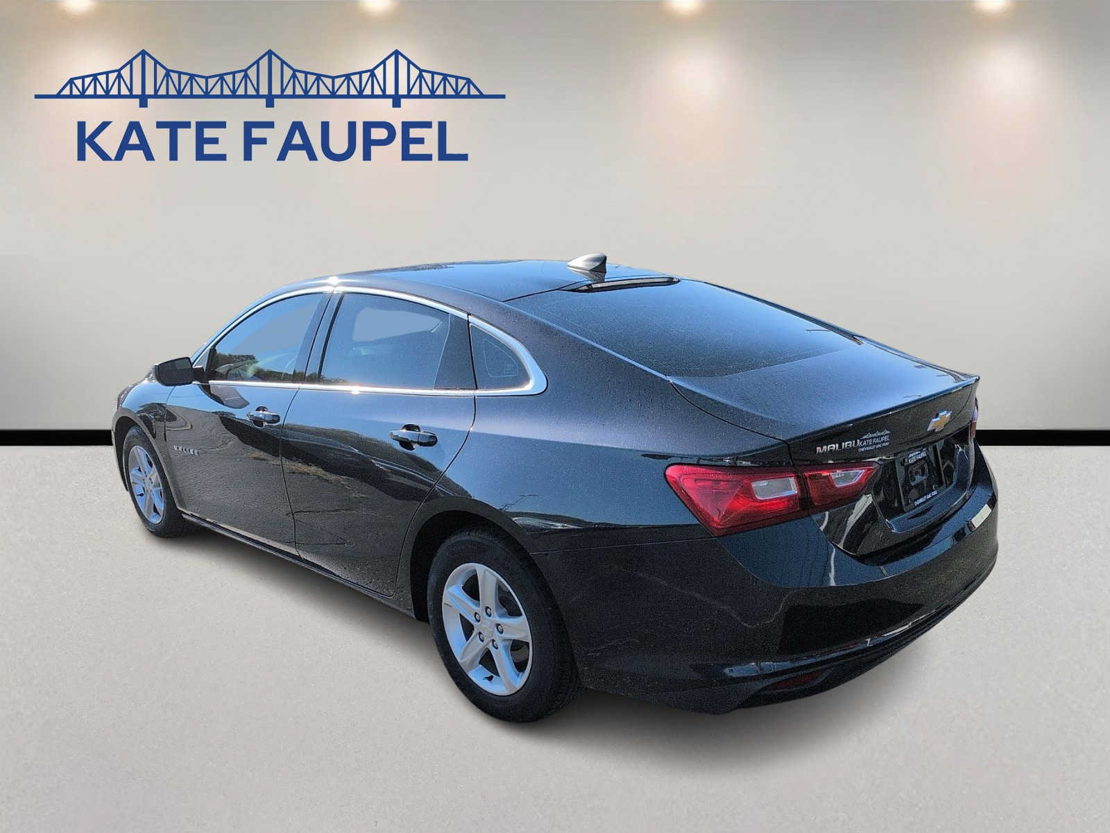 Used 2022 Chevrolet Malibu LS FWD image 5