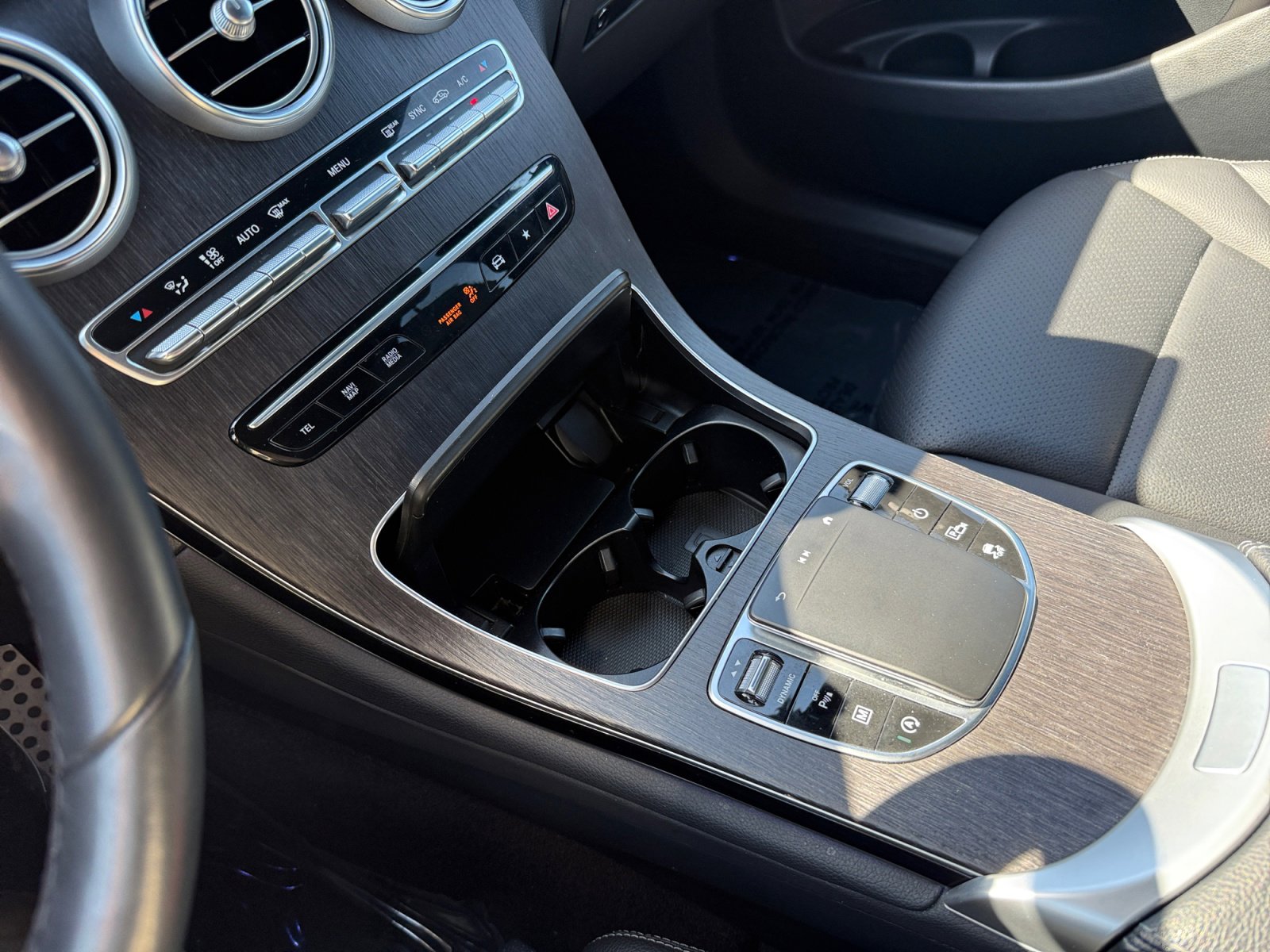Used 2022 Mercedes-Benz GLC 300 4MATIC image 13