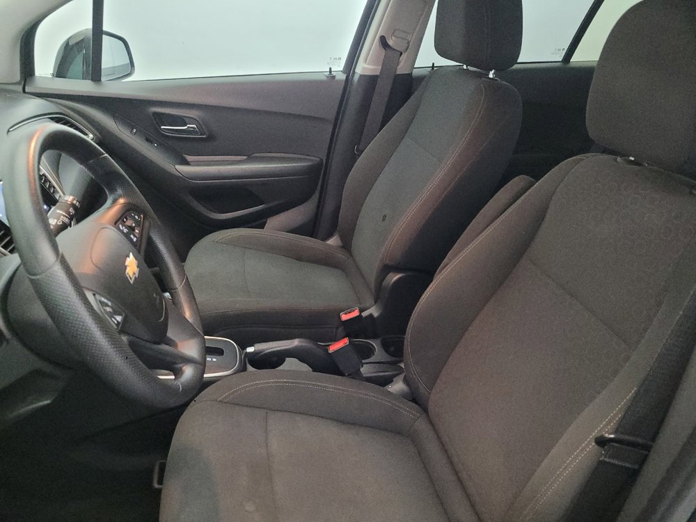 Used 2020 Chevrolet Trax LS w/ Tint and Cruise Package image 17