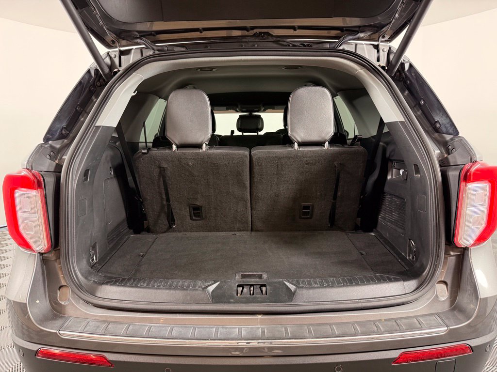 Certified 2023 Ford Explorer Limited AWD/4WD image 13