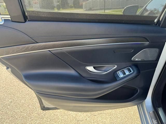 Used 2019 Mercedes-Benz S 450 Sedan image 18