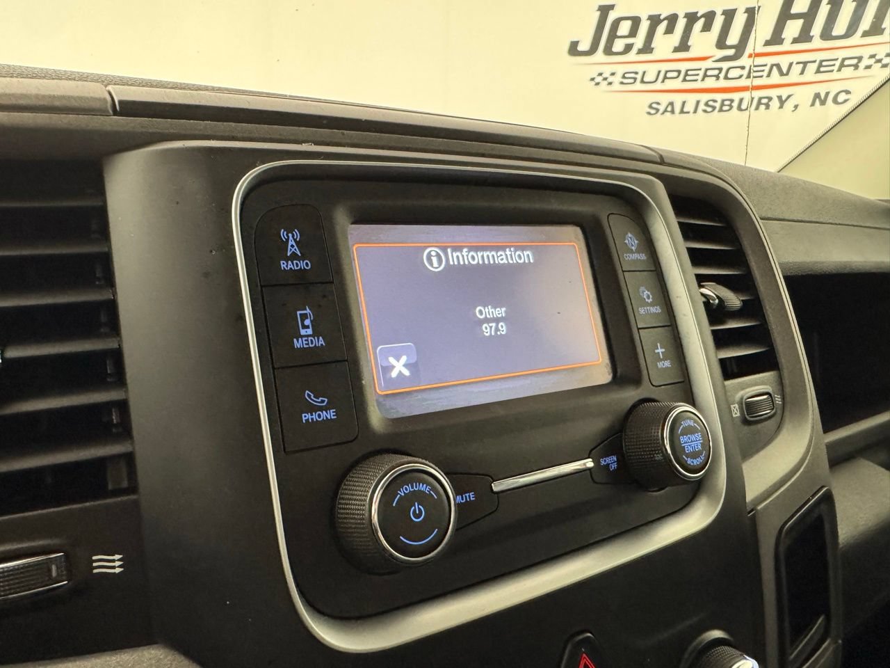 Used 2023 RAM 1500 Tradesman w/ Chrome Appearance Group AWD/4WD image 17