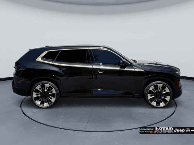 Used 2023 BMW XM AWD/4WD image 4