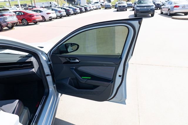 New 2026 Volkswagen Jetta GLI Autobahn FWD image 17