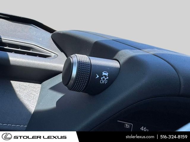 Used 2023 Lexus UX 250h AWD w/ Premium Package image 30