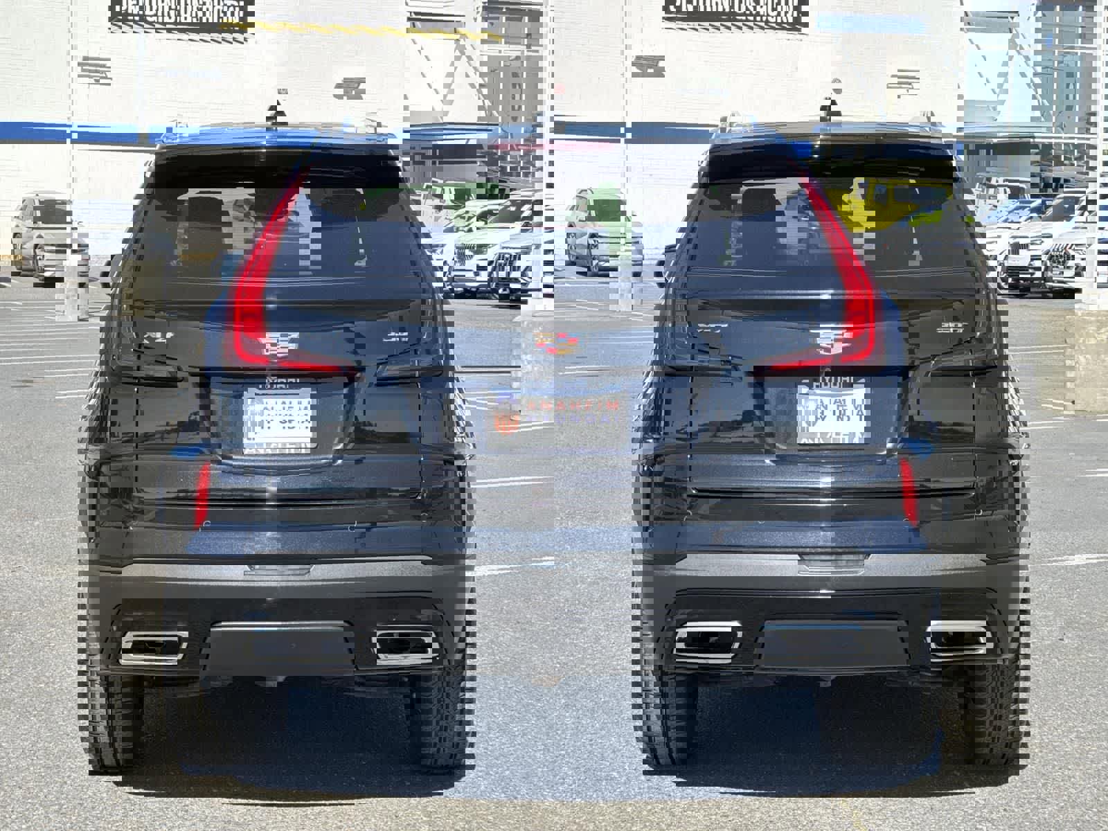 Used 2024 Cadillac XT4 Premium Luxury image 4