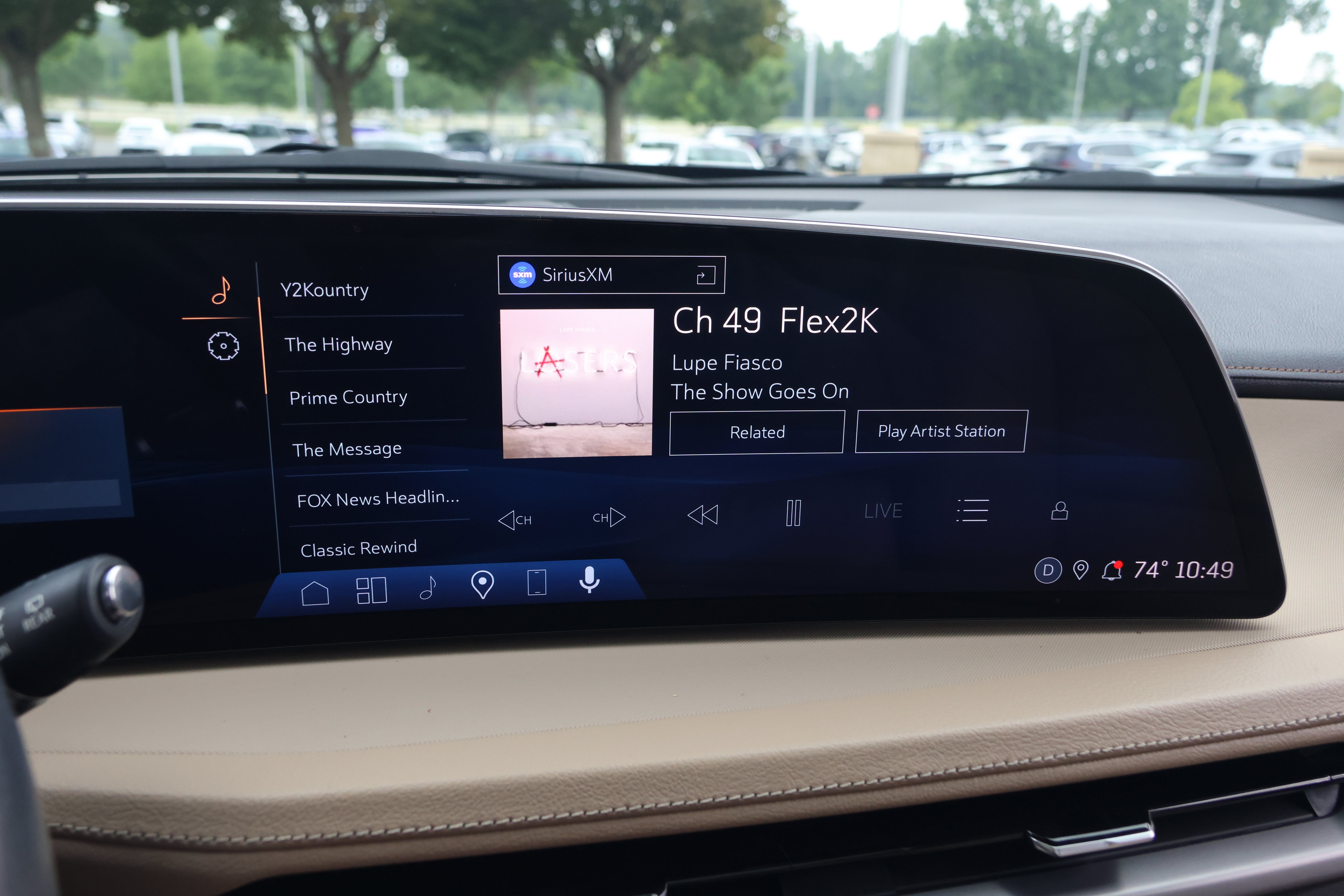 Used 2024 Cadillac XT4 Luxury w/ Cold Weather Package AWD/4WD image 23