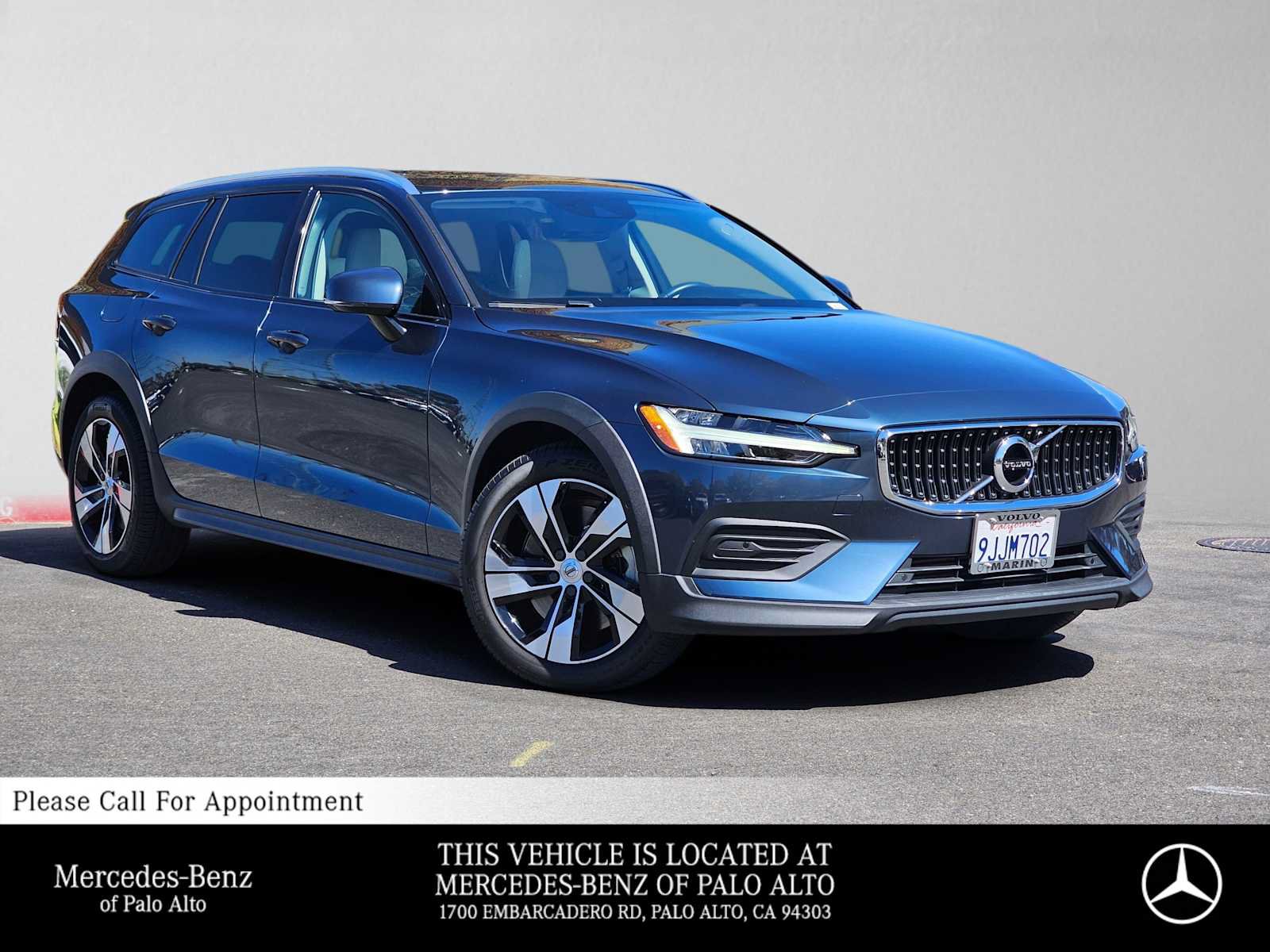Used 2020 Volvo V60 T5 Cross Country w/ Protection Package Premier