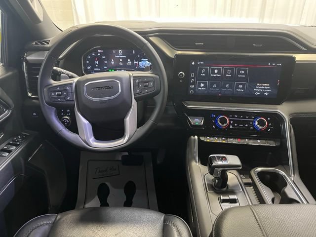 Used 2025 GMC Sierra 1500 Denali w/ Denali Reserve Package AWD/4WD image 16