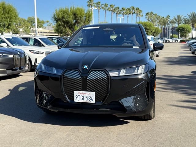 Used 2026 BMW iX xDrive45 w/ Premium Package image 3