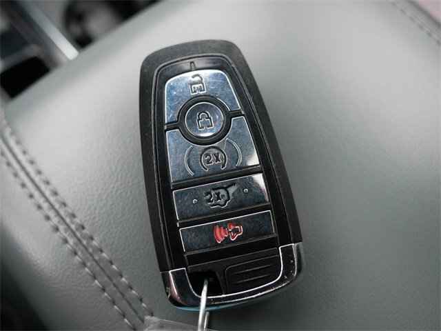 Used 2022 Lincoln Corsair AWD w/ Premium Package image 38