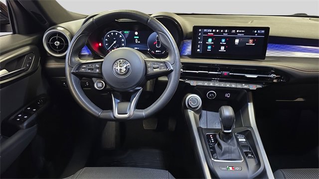 Used 2024 Alfa Romeo Tonale Ti image 9