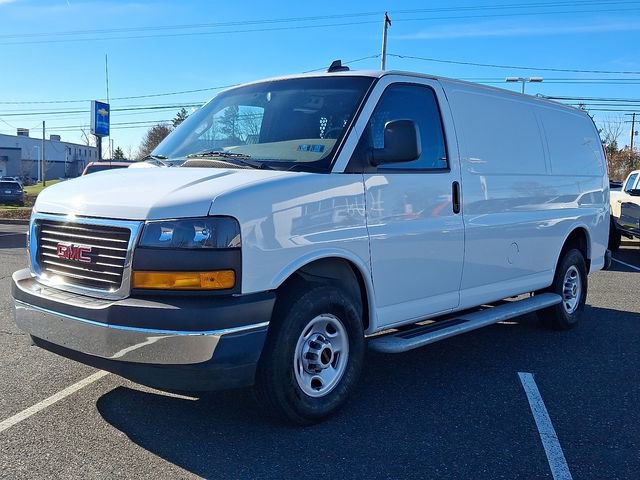Used 2024 GMC Savana 2500 w/ Driver Convenience Package image 3