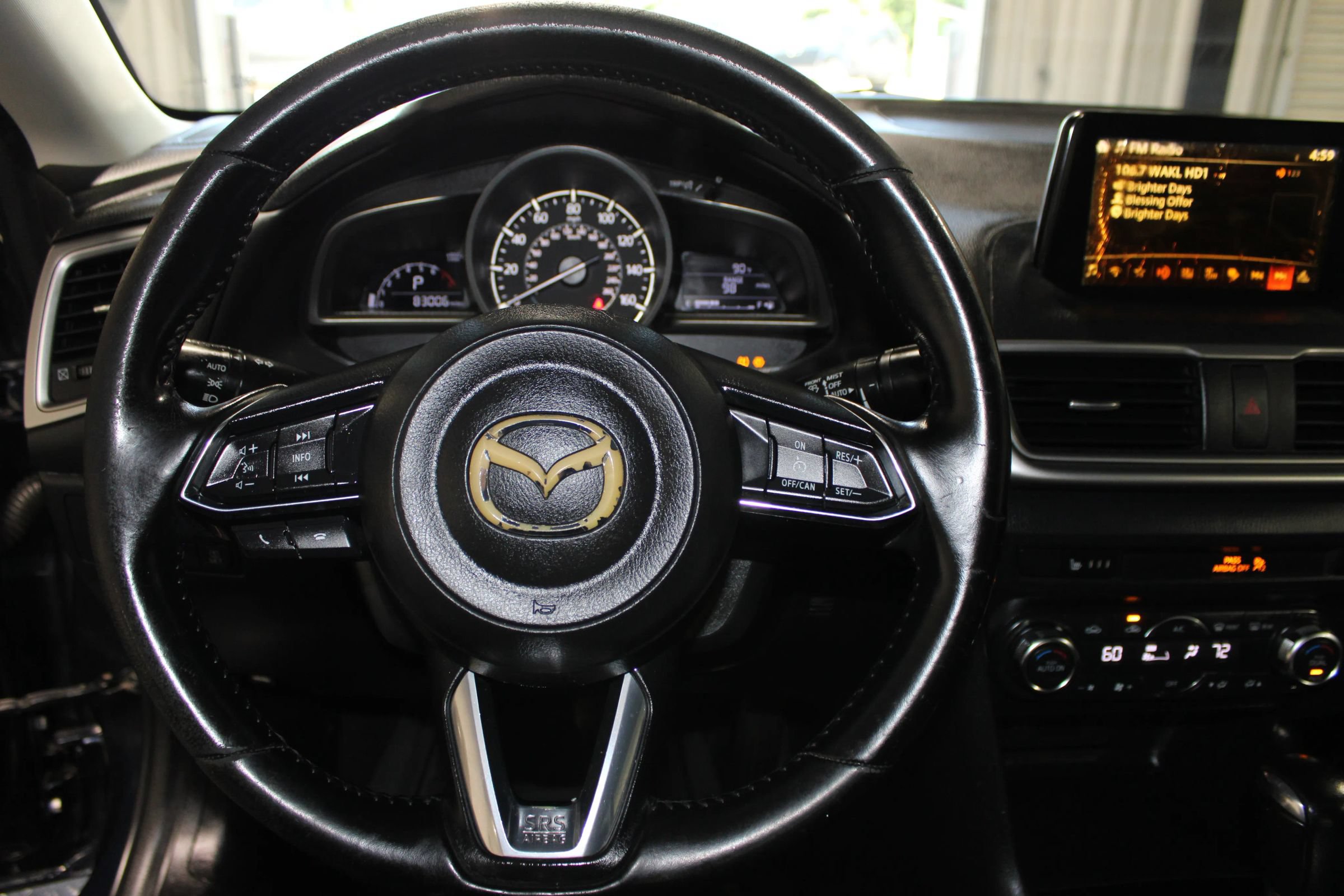 Used 2017 MAZDA MAZDA3 Touring FWD image 10