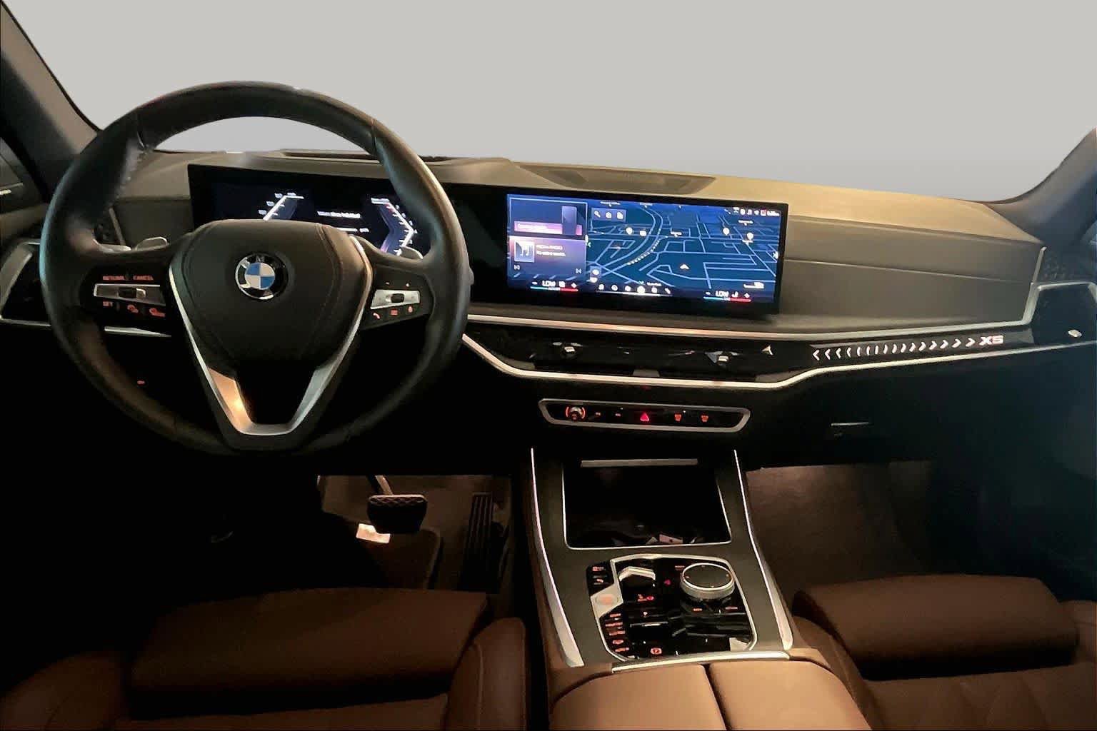 Certified 2024 BMW X5 xDrive40i w/ Premium Package AWD/4WD image 14