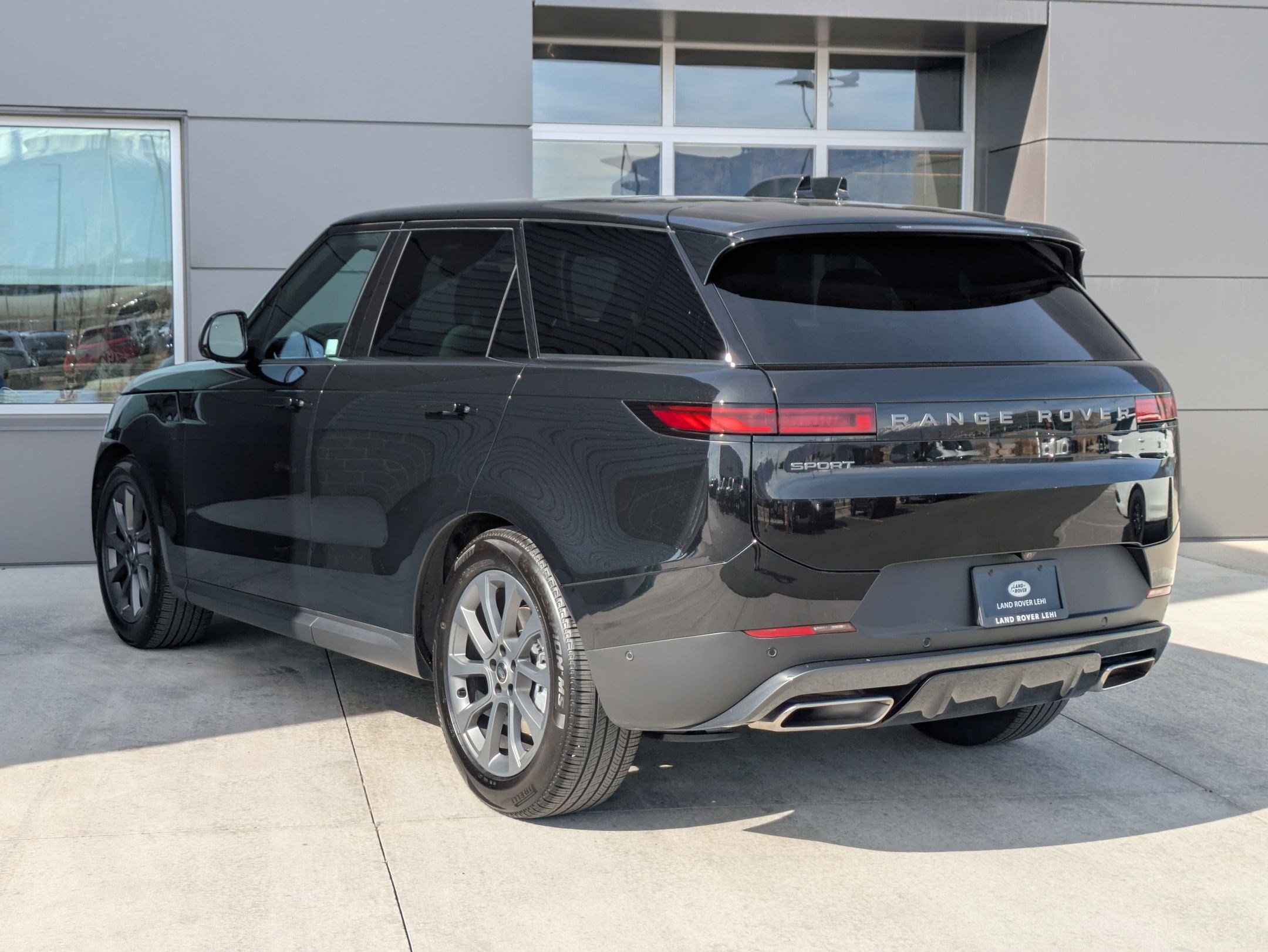 Certified 2025 Land Rover Range Rover Sport image 10