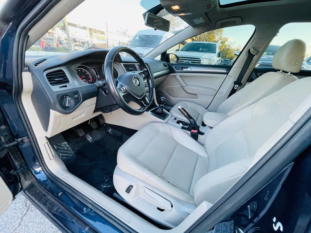 Used 2017 Volkswagen Golf Wolfsburg Edition image 11