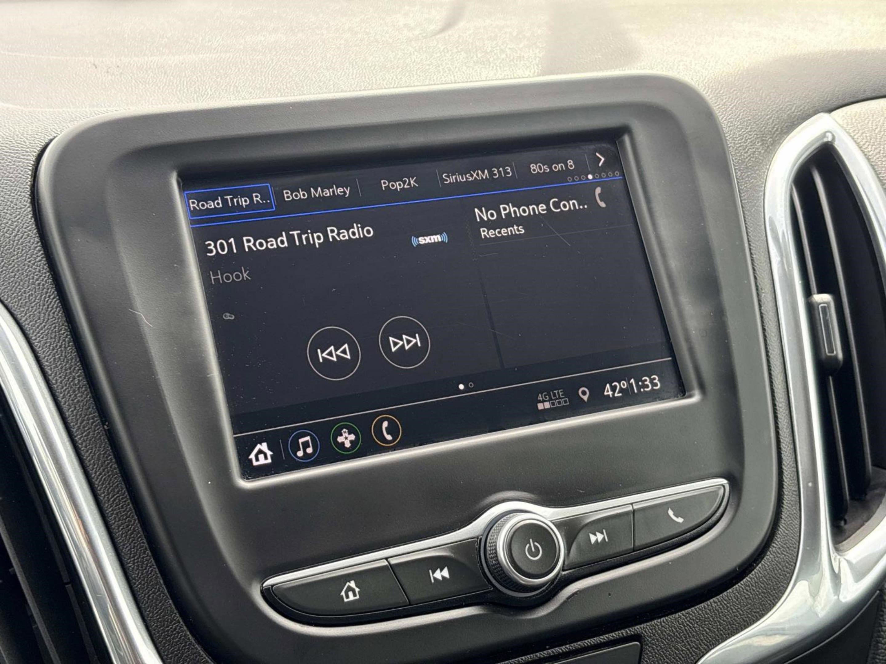 Used 2020 Chevrolet Equinox LT image 31