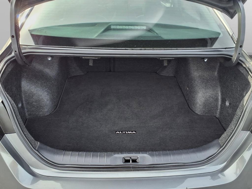 Used 2024 Nissan Altima 2.5 SR image 25