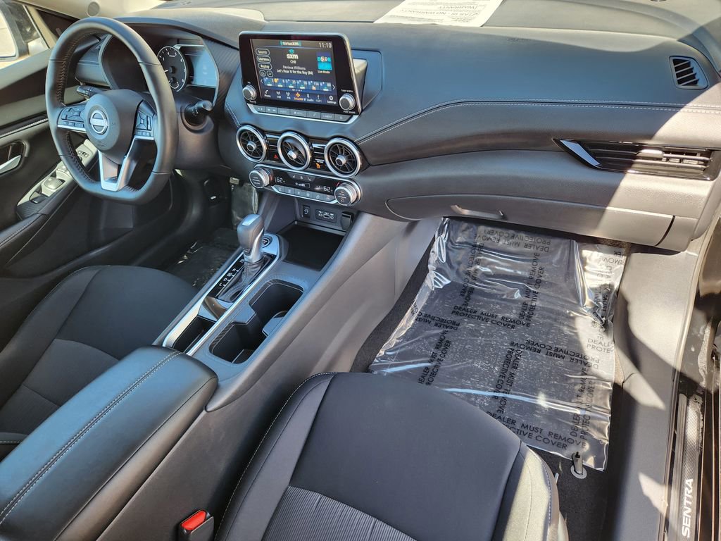 Used 2025 Nissan Sentra SV w/ All-Weather Package image 15