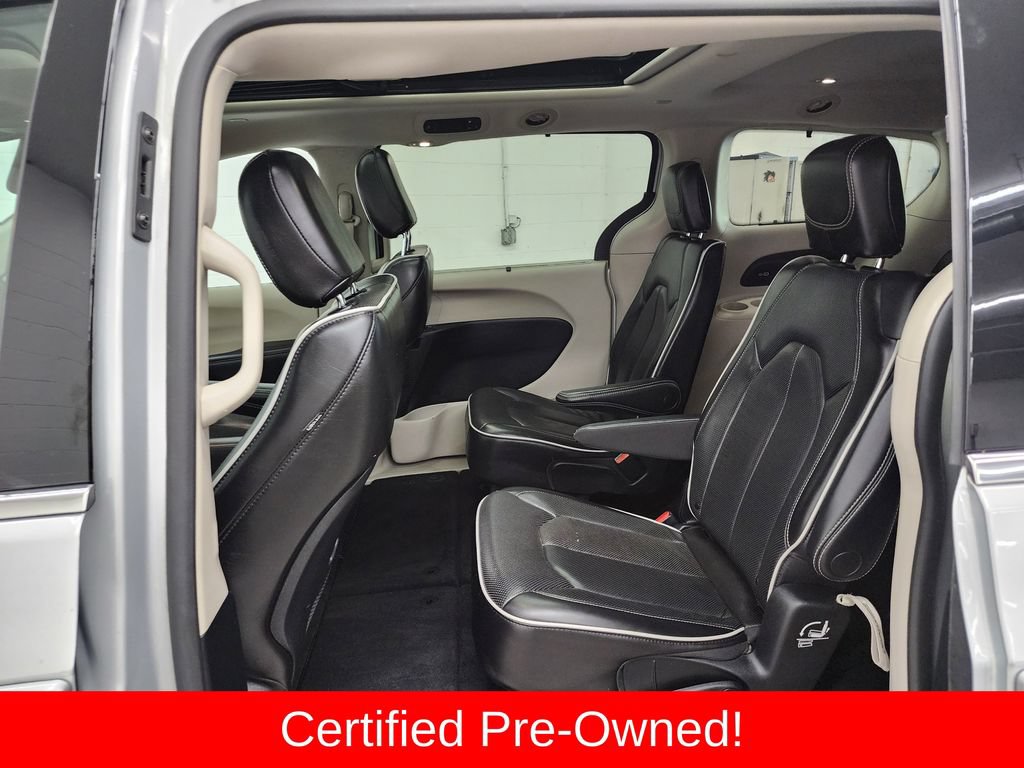 Certified 2023 Chrysler Pacifica Limited FWD image 26