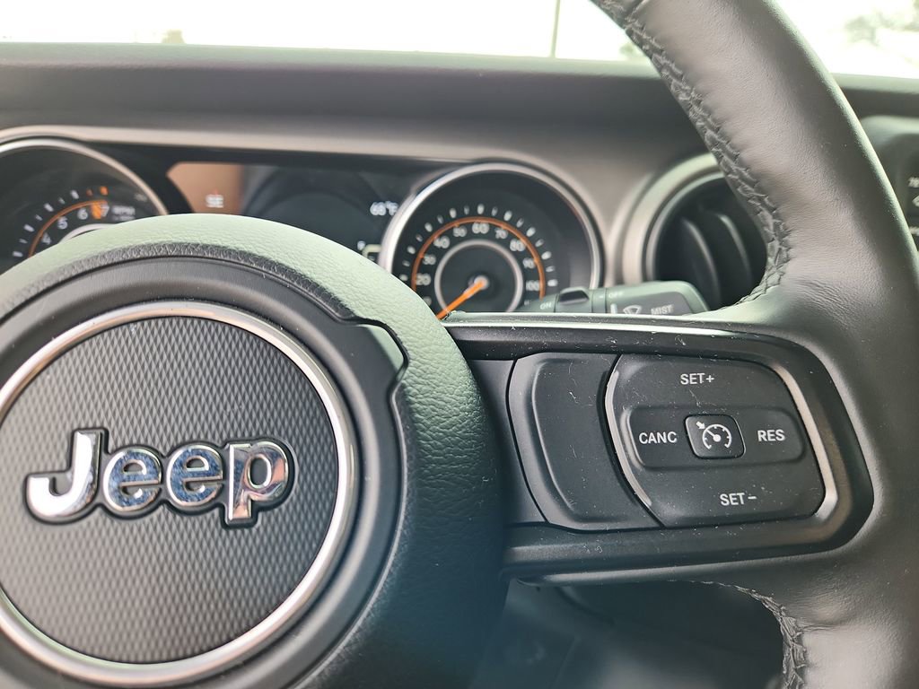 Used 2020 Jeep Wrangler Sport AWD/4WD image 20