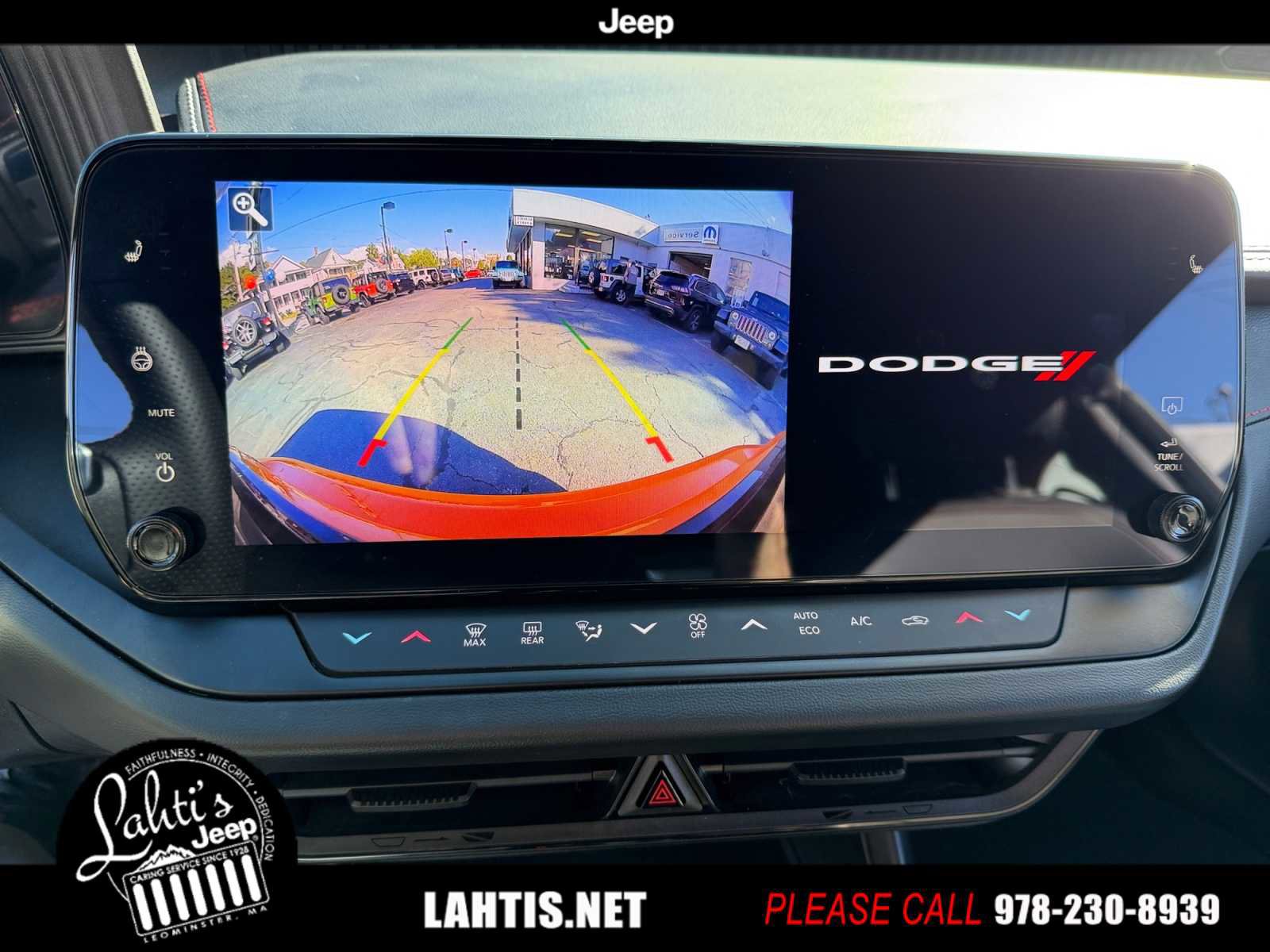 Used 2025 Dodge Charger R/T w/ Quick Order Package 25M R/T image 19