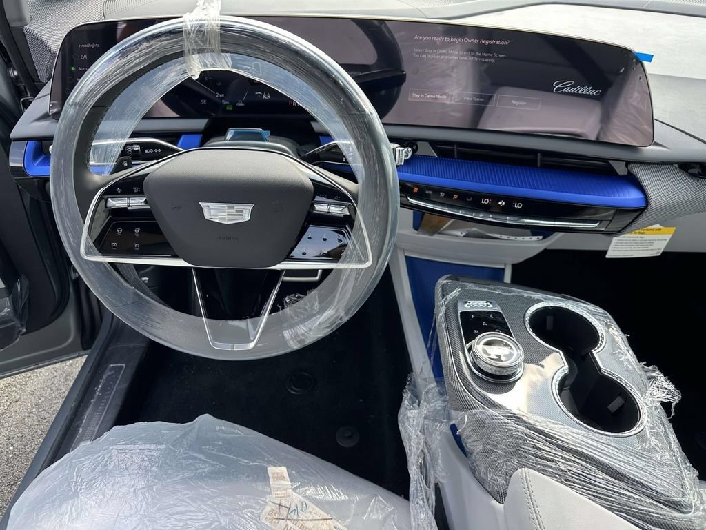 New 2027 Cadillac Optiq Luxury RWD image 10