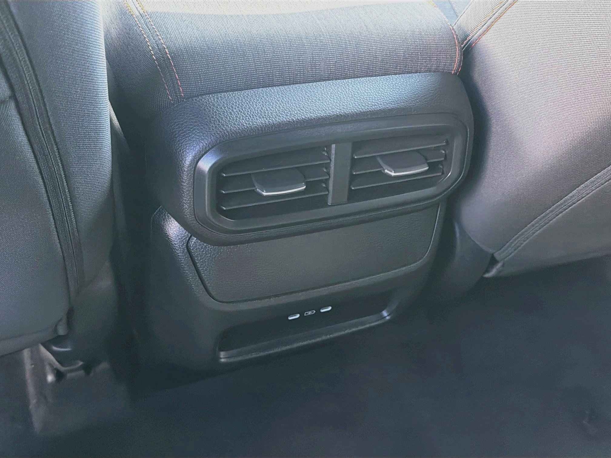 Used 2025 Honda Pilot Sport image 22