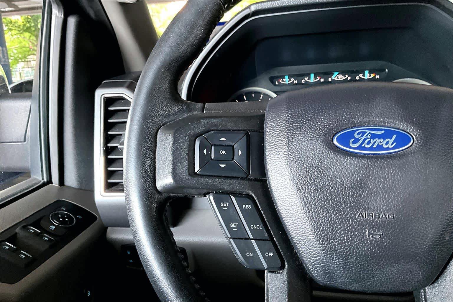 Used 2020 Ford F150 XLT w/ Equipment Group 302A Luxury AWD/4WD image 23