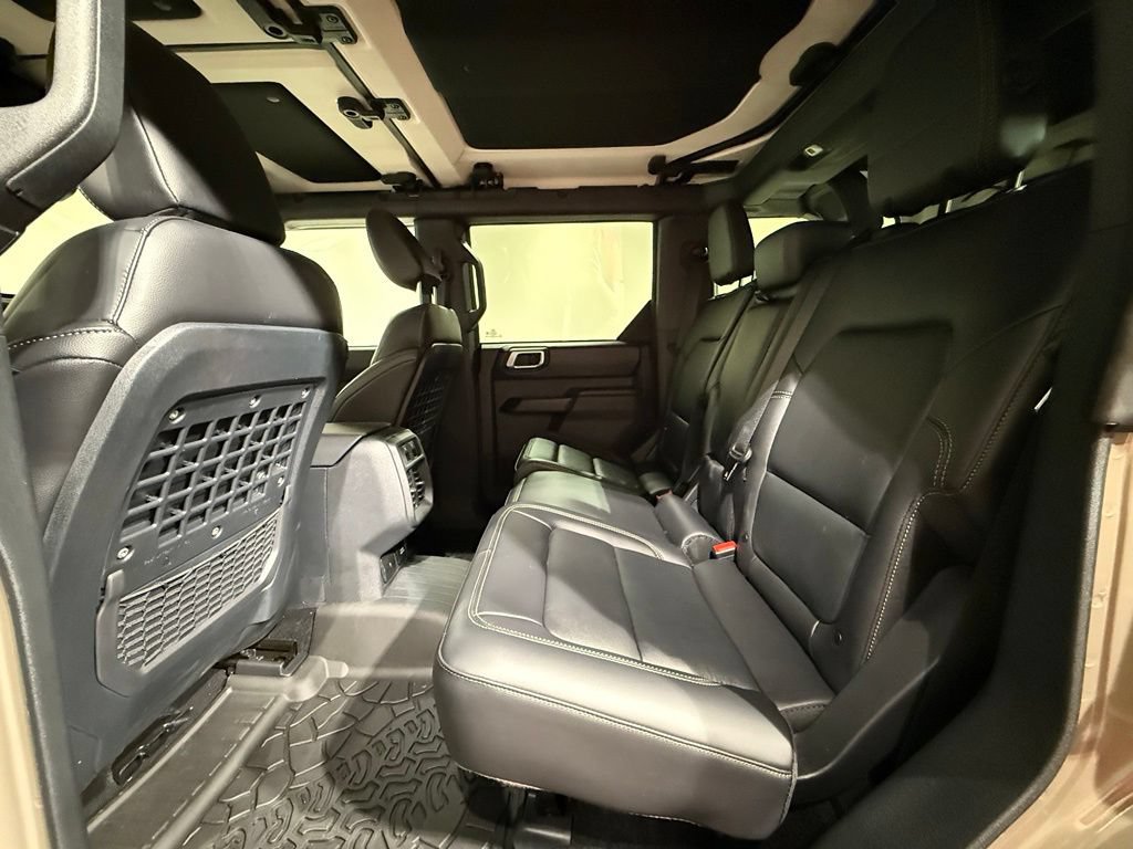 Used 2026 Ford Bronco Badlands AWD/4WD image 18