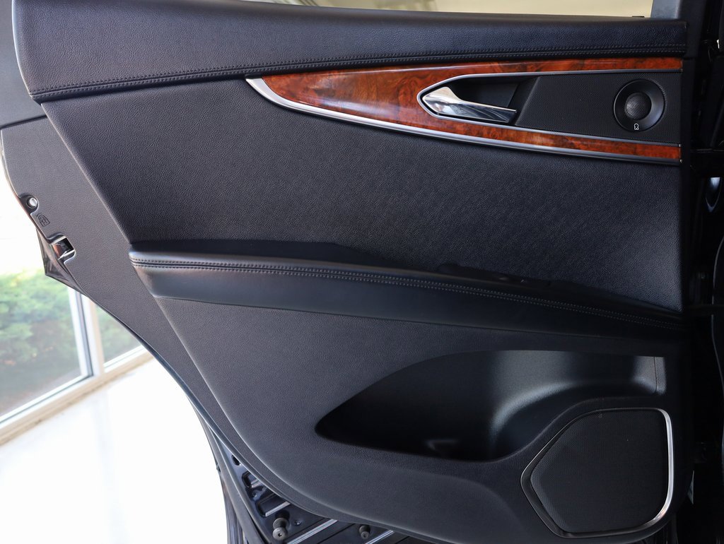 Used 2019 Lincoln Nautilus Reserve image 27